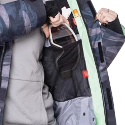 686 GORE-TEX Willow Insulated Jacket + Pants - Women's 2023-Women Snow Clothing|Jacket & Pant Sets