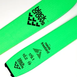 Black Crows Navis Freebird Skis + Pilus Navis Freebird Climbing Skins 2024- Backcountry Packages|Skis With Bindings