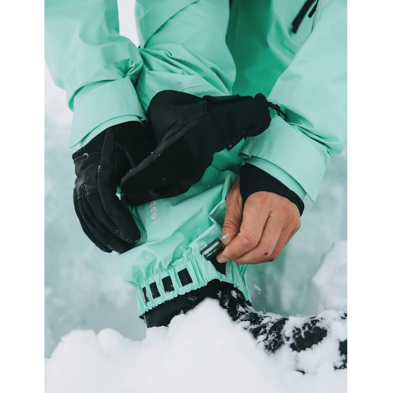 Burton AK GORE-TEX 3L Pro Acamar Bib Pants - Men's- Snow Clothing|Snowboard Pants & Bibs