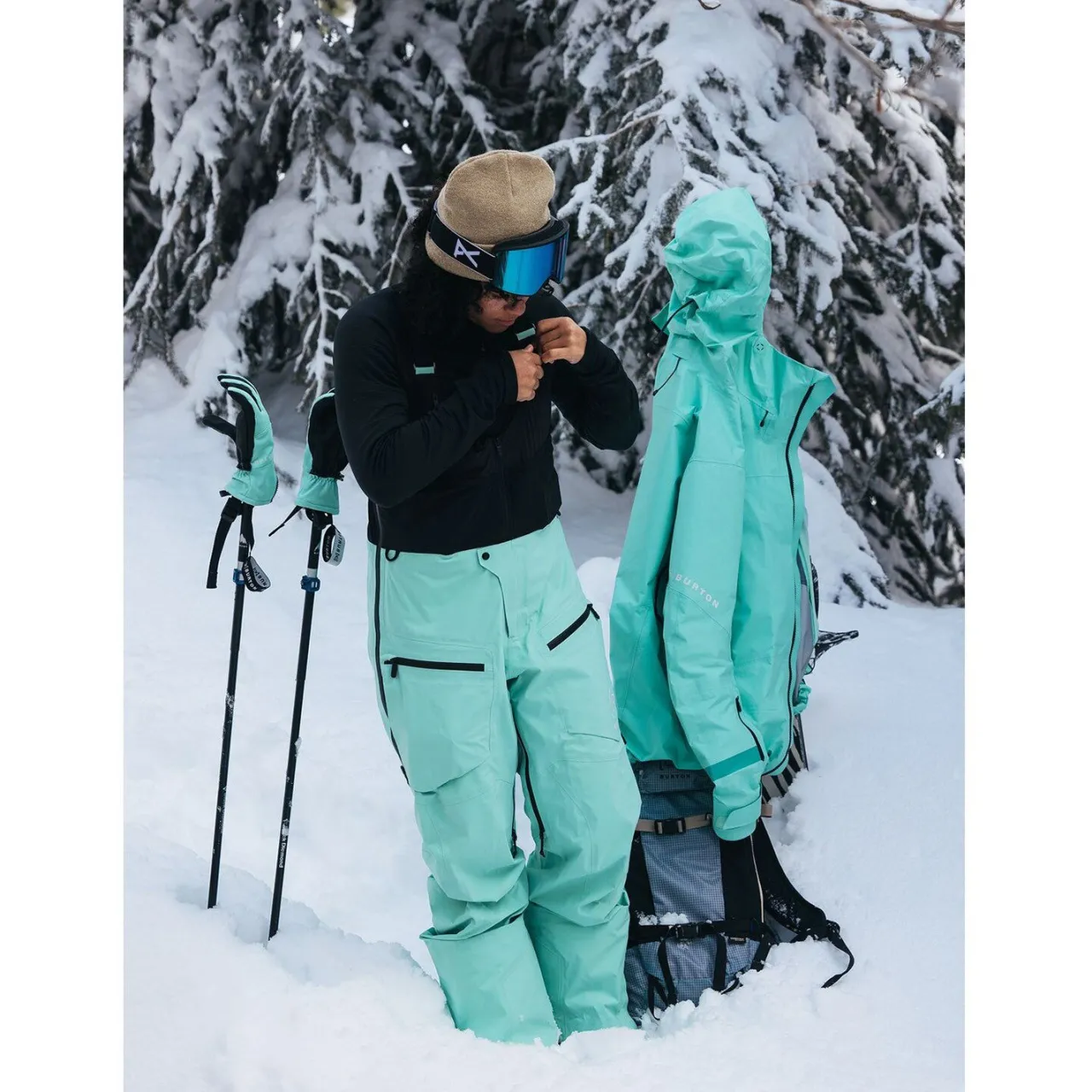 Burton AK GORE-TEX Tusk Pro 3L Hi-Top Bibs - Women's-Women Snowboard Pants & Bibs|Ski Pants & Bibs