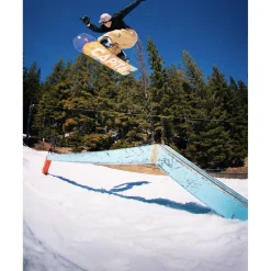 CAPiTA Defenders Of Awesome Snowboard + Union Force Classic Snowboard Bindings  + thirtytwo STW Double Boa Snowboard Boots 2025- Snowboard Packages