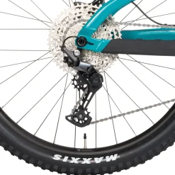 Devinci Marshall A Deore Complete Mountain Bike 2025- Mountain Bikes