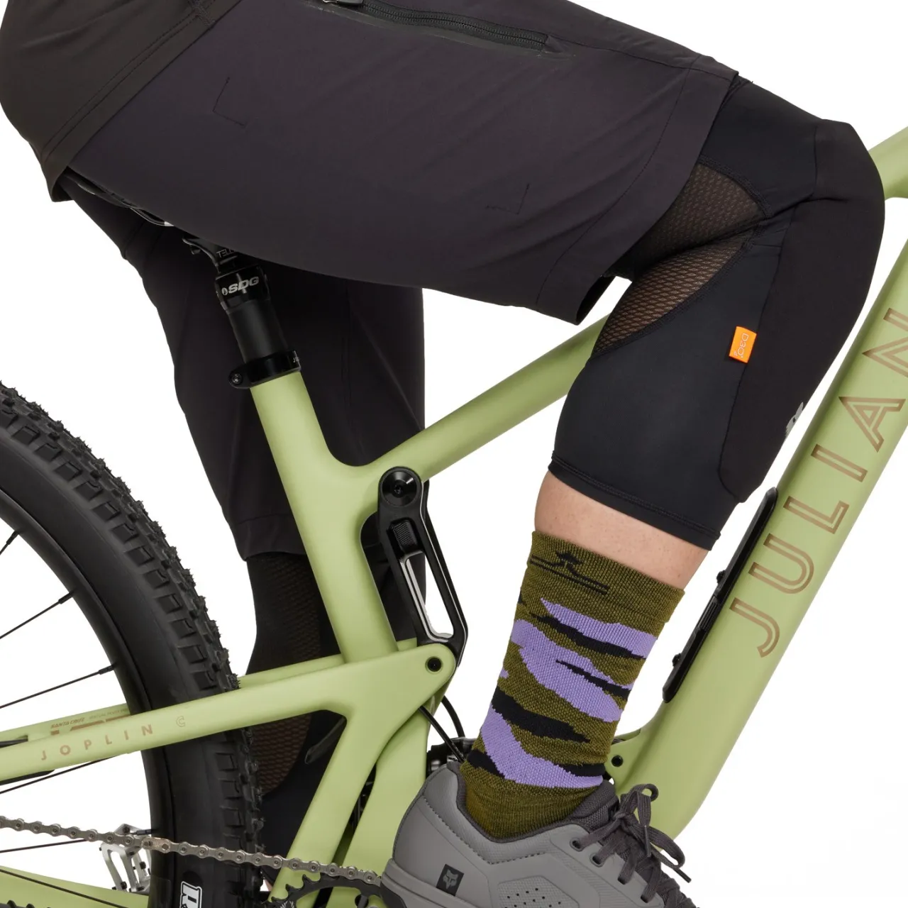 evo Bike Shorts - Women's-Women Shorts|Women's Bike Clothing