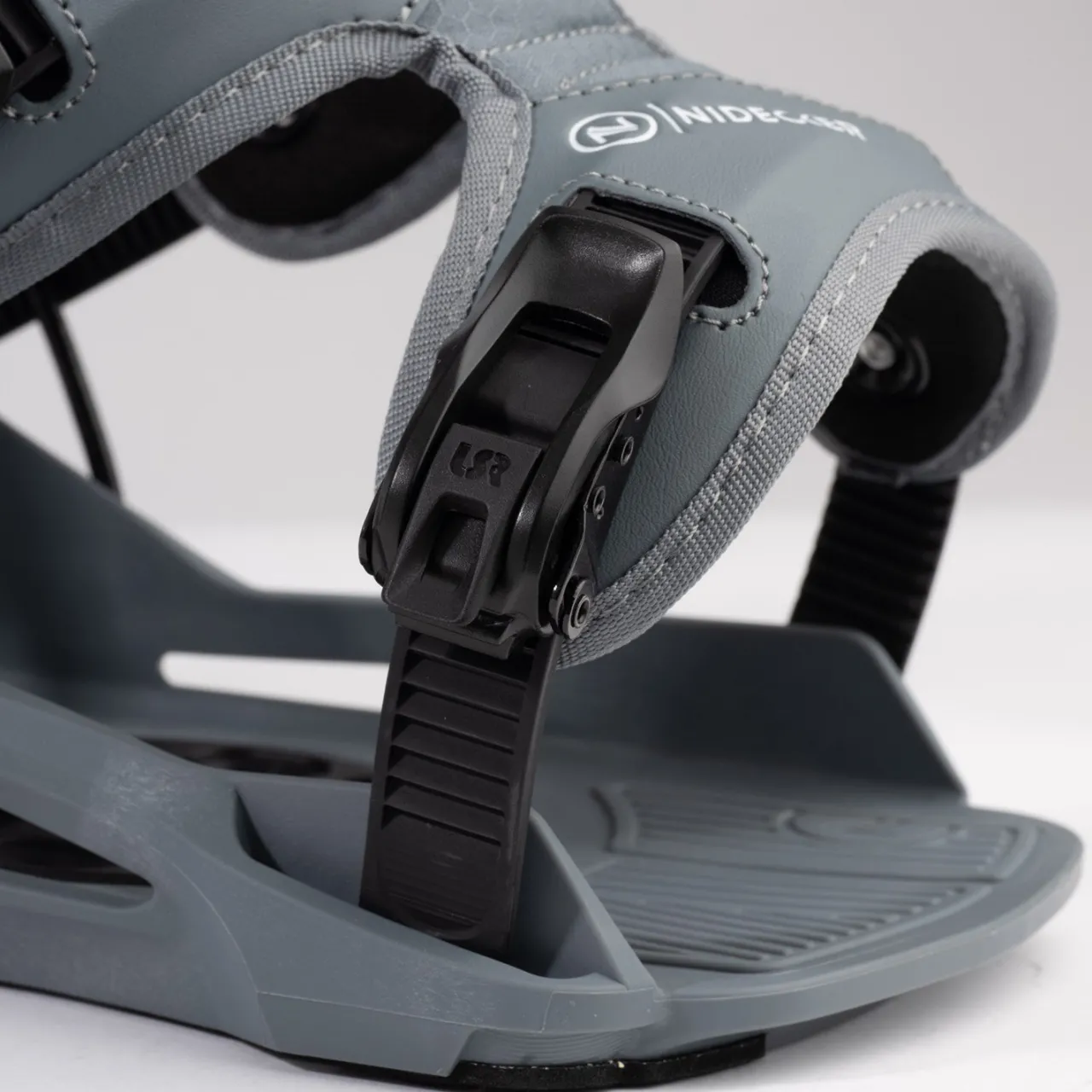 Flow Nexus Snowboard Bindings- Snowboard Bindings