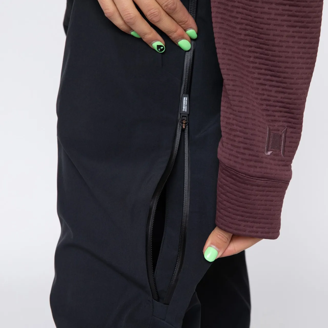 L1 Sao Bibs - Women's-Women Snow Clothing|Snowboard Pants & Bibs