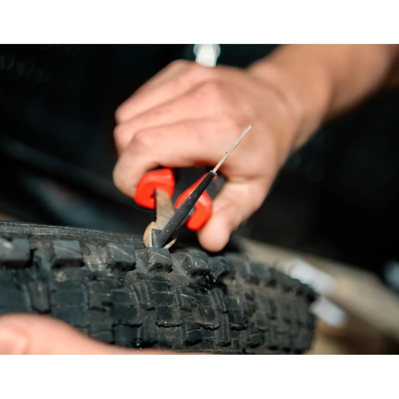 Lezyne Tubeless Pro Plugs- Tools