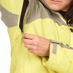 Marmot Lightray GORE-TEX Jacket - Women's-Women Snow Clothing|Insulated & Puffer Jackets