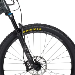 Santa Cruz Chameleon 8 A R Complete Mountain Bike 2024- Mountain Bikes