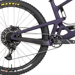 Santa Cruz Hightower 4 C R Complete Mountain Bike 2025- Mountain Bikes