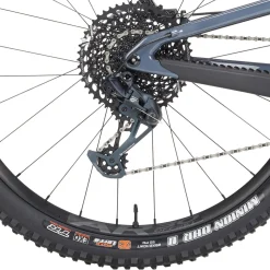 Santa Cruz Hightower 3 C S Complete Mountain Bike 2024- Mountain Bikes