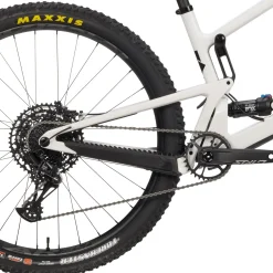 Santa Cruz Tallboy 5 C R Complete Mountain Bike 2024- Mountain Bikes