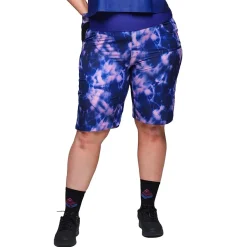 Shredly Limitless 11" Stretch Waistband High-Rise Shorts - Women's-Women Shorts|Women's Bike Clothing