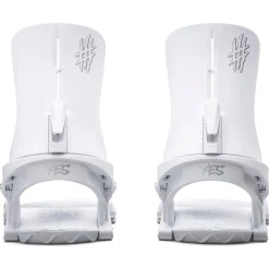 Yes. Basic Snowboard + Vetta Snowboard Bindings - Women's 2025- Snowboards With Bindings|Snowboard Packages